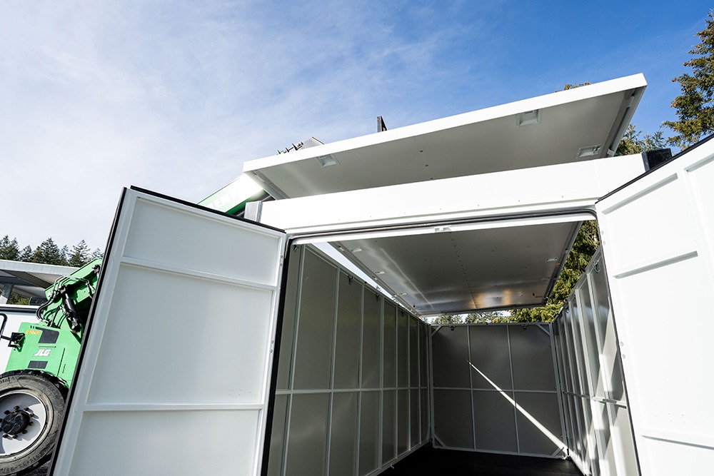 Single seam roof